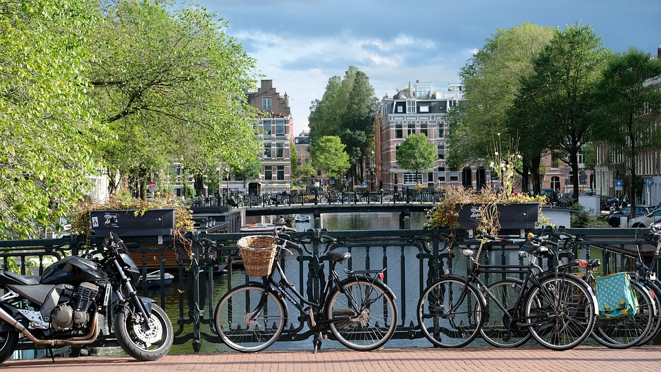 Amsterdam - JOUR-2_AMSTERDAM.jpg